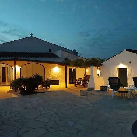 Semesterbostad Beautiful Country House Son Sanxo Cala En Porter (Menorca)